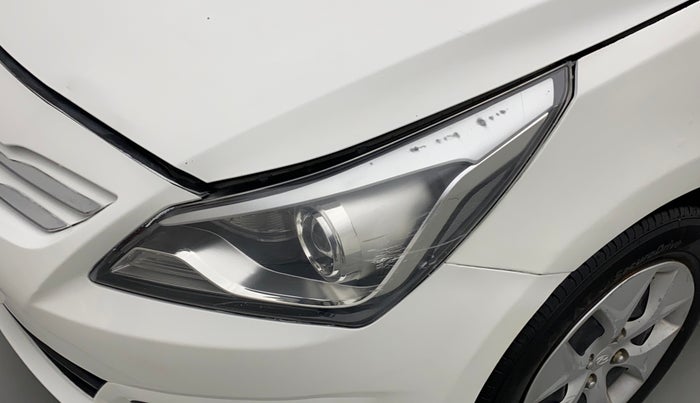 2017 Hyundai Verna 1.6 CRDI S, Diesel, Manual, 98,945 km, Left headlight - Minor scratches