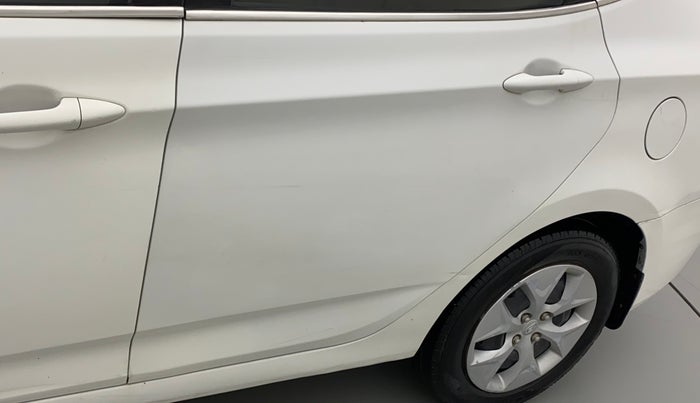 2017 Hyundai Verna 1.6 CRDI S, Diesel, Manual, 98,945 km, Rear left door - Paint has faded