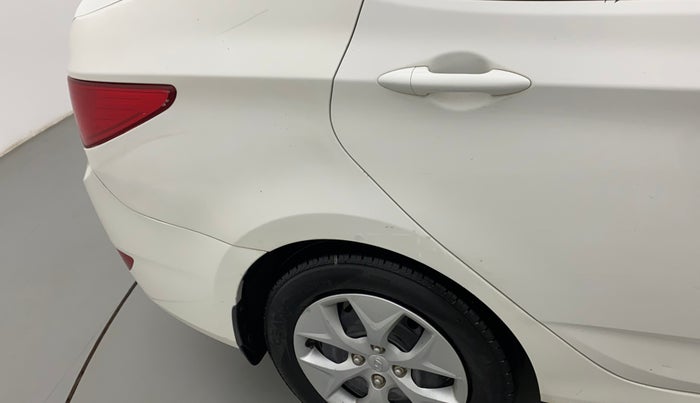 2017 Hyundai Verna 1.6 CRDI S, Diesel, Manual, 98,945 km, Right quarter panel - Slightly rusted