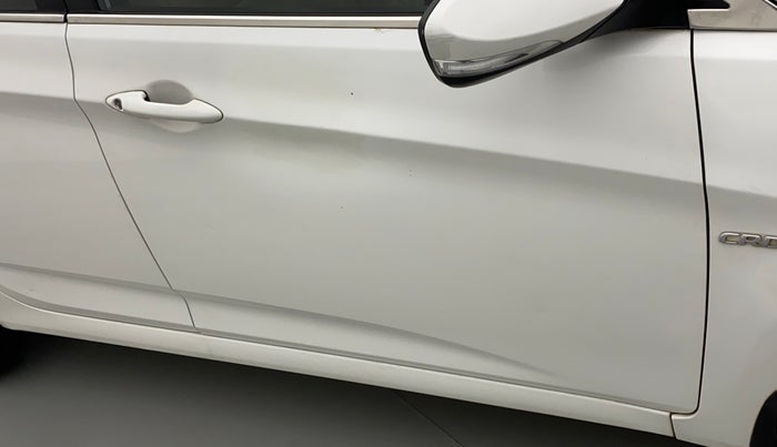 2017 Hyundai Verna 1.6 CRDI S, Diesel, Manual, 98,945 km, Driver-side door - Minor scratches