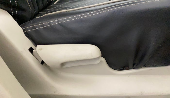 2019 Maruti Celerio VXI, Petrol, Manual, 18,713 km, Driver Side Adjustment Panel