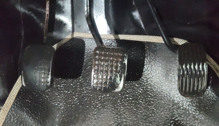 2018 Tata Tiago XE PETROL, Petrol, Manual, 62,656 km, Pedals