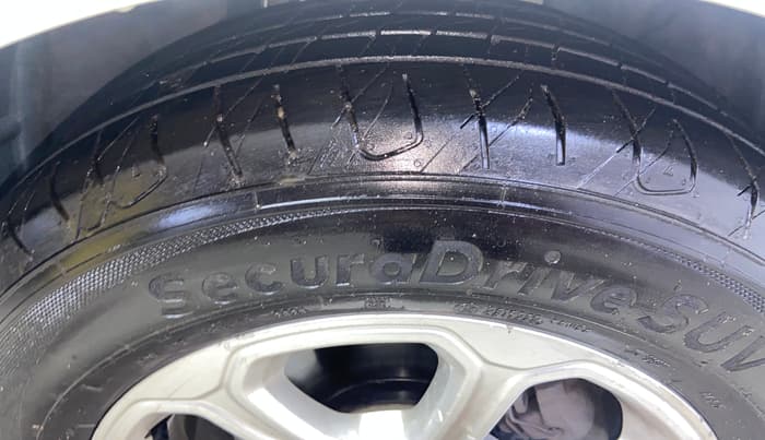 2021 Ford Ecosport TITANIUM 1.5L DIESEL, Diesel, Manual, 1,48,365 km, Right Front Tyre Tread