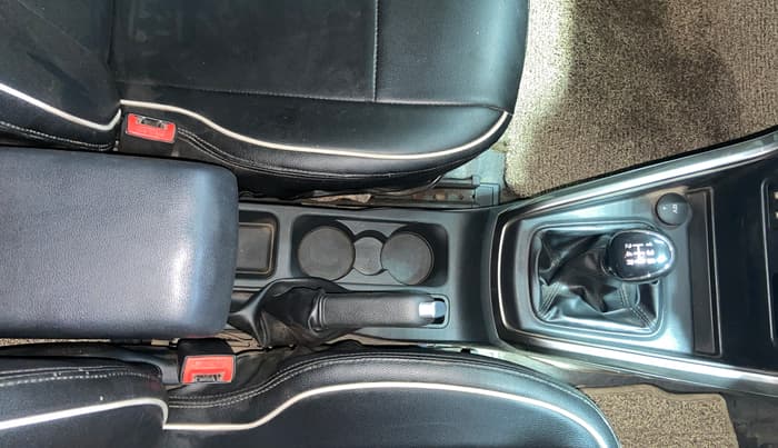 2021 Ford Ecosport TITANIUM 1.5L DIESEL, Diesel, Manual, 1,48,365 km, Gear Lever