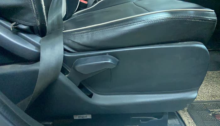 2021 Ford Ecosport TITANIUM 1.5L DIESEL, Diesel, Manual, 1,48,365 km, Driver Side Adjustment Panel