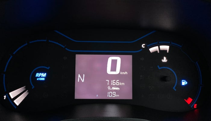 2021 Renault Kwid 1.0 RXT Opt AT, Petrol, Automatic, 7,352 km, Odometer Image