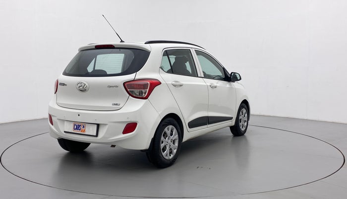 2016 Hyundai Grand i10 SPORTZ 1.2 KAPPA VTVT, CNG, Manual, 66,284 km, Right Back Diagonal
