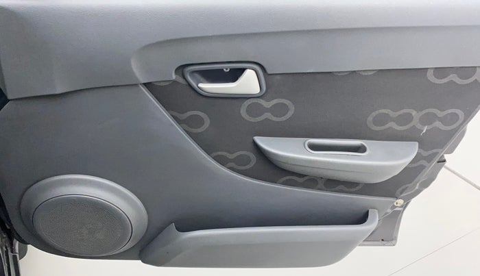 2015 Maruti Alto 800 VXI, Petrol, Manual, 45,209 km, Driver Side Door Panels Control