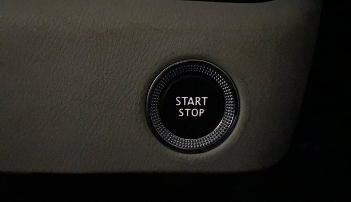 2023 Nissan MAGNITE XV MT, Petrol, Manual, 29,269 km, Keyless Start/ Stop Button