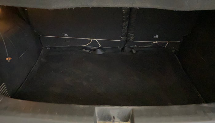 2023 Nissan MAGNITE XV MT, Petrol, Manual, 29,269 km, Boot Inside