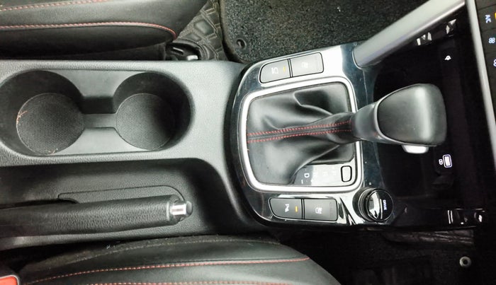2020 KIA SELTOS GTX PLUS AT 1.5 DIESEL, Diesel, Automatic, 1,04,648 km, Gear Lever