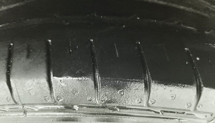 2020 KIA SELTOS GTX PLUS AT 1.5 DIESEL, Diesel, Automatic, 1,04,648 km, Left Rear Tyre Tread