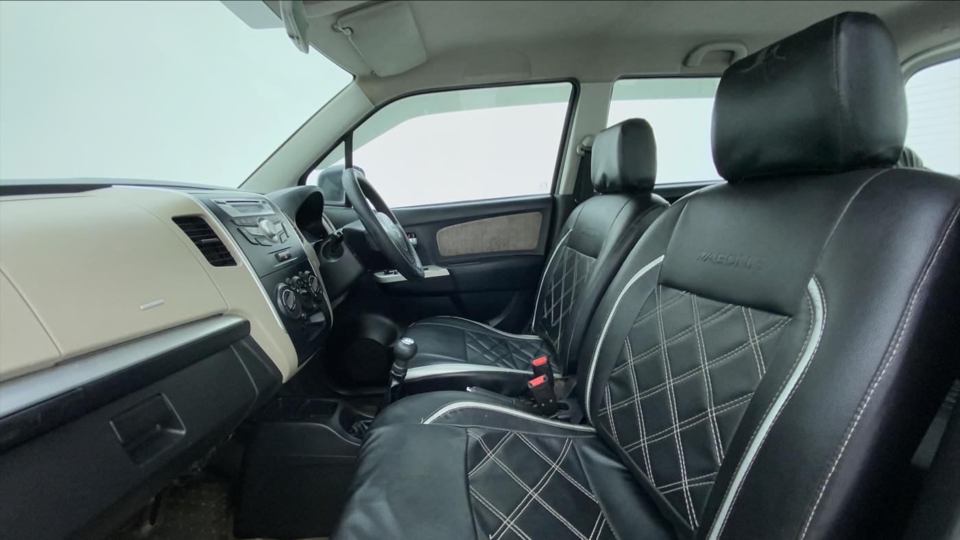 2016 Maruti Wagon R 1.0 VXI, CNG, Manual, 99,577 km, Right Side Front Door Cabin