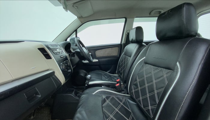 2016 Maruti Wagon R 1.0 VXI, CNG, Manual, 99,577 km, Right Side Front Door Cabin