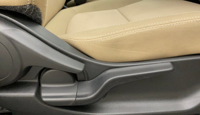 2023 Honda Amaze 1.2L I-VTEC VX CVT, Petrol, Automatic, 13,329 km, Driver Side Adjustment Panel