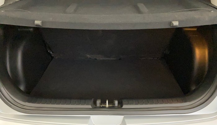 2021 Hyundai VENUE S+ 1.2, Petrol, Manual, 34,447 km, Boot Inside