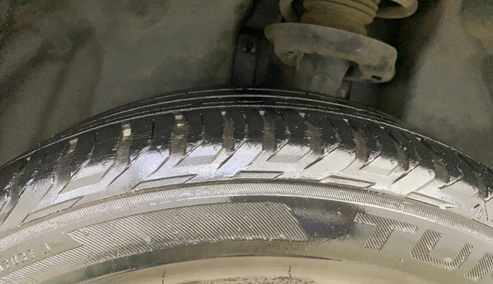 2020 Jeep Compass LIMITED PLUS PETROL AT, Petrol, Automatic, 29,556 km, Left Rear Tyre Tread