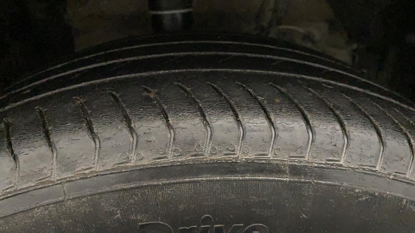 2022 Maruti Vitara Brezza VXI, Petrol, Manual, 55,501 km, Right Front Tyre Tread