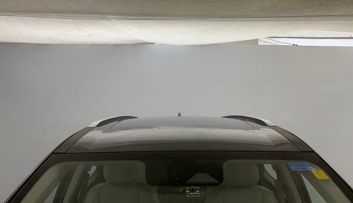 2023 Mahindra XUV700 AX 7 LUXURY P AT 7 STR, Petrol, Automatic, 14,877 km, Moonroof/ Sunroof