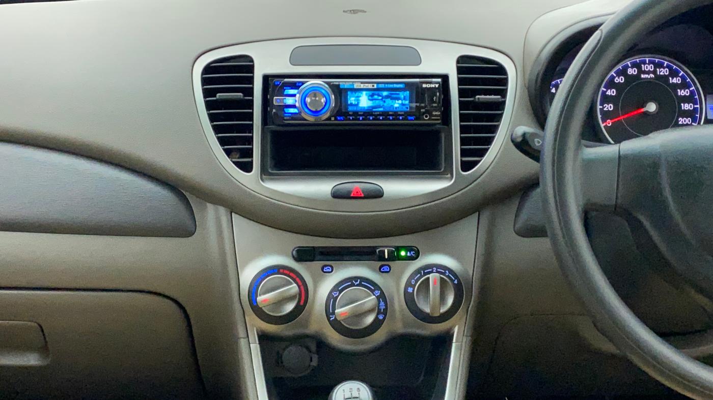 2012 Hyundai i10 MAGNA 1.2, Petrol, Manual, 53,100 km, Air Conditioner