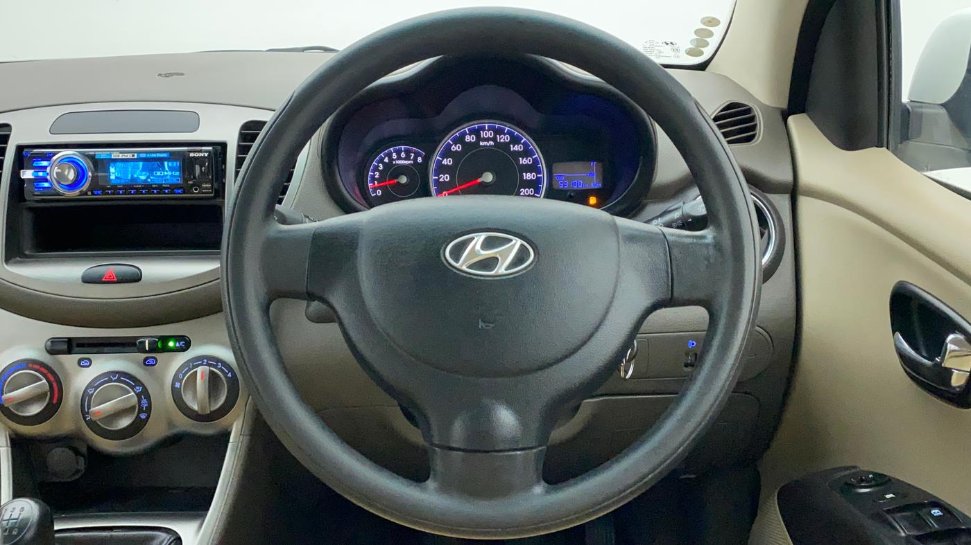 2012 Hyundai i10 MAGNA 1.2, Petrol, Manual, 53,100 km, Steering Wheel Close Up