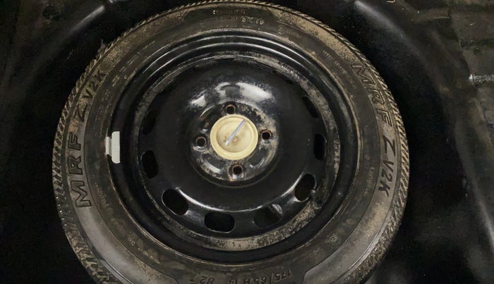 2014 Ford Figo TITANIUM 1.4 DIESEL, Diesel, Manual, 86,337 km, Spare Tyre