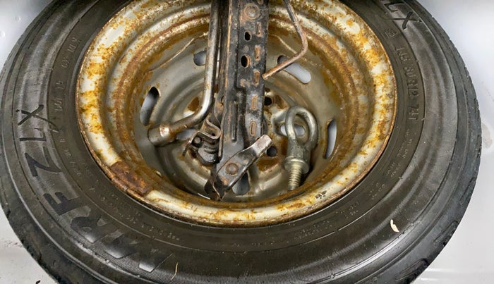 2014 Ford Figo ZXI 1.4 DIESEL, Diesel, Manual, 1,14,390 km, Spare Tyre