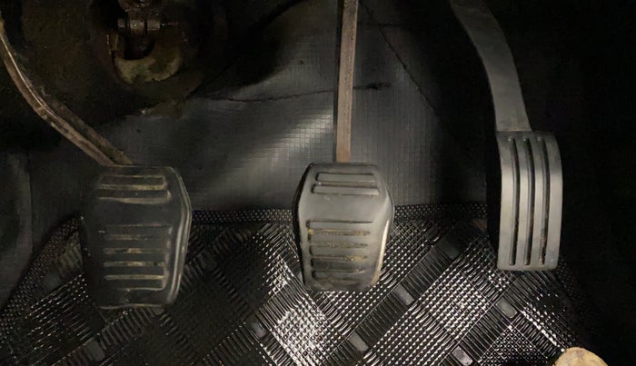 2014 Ford Figo ZXI 1.4 DIESEL, Diesel, Manual, 1,14,390 km, Pedals