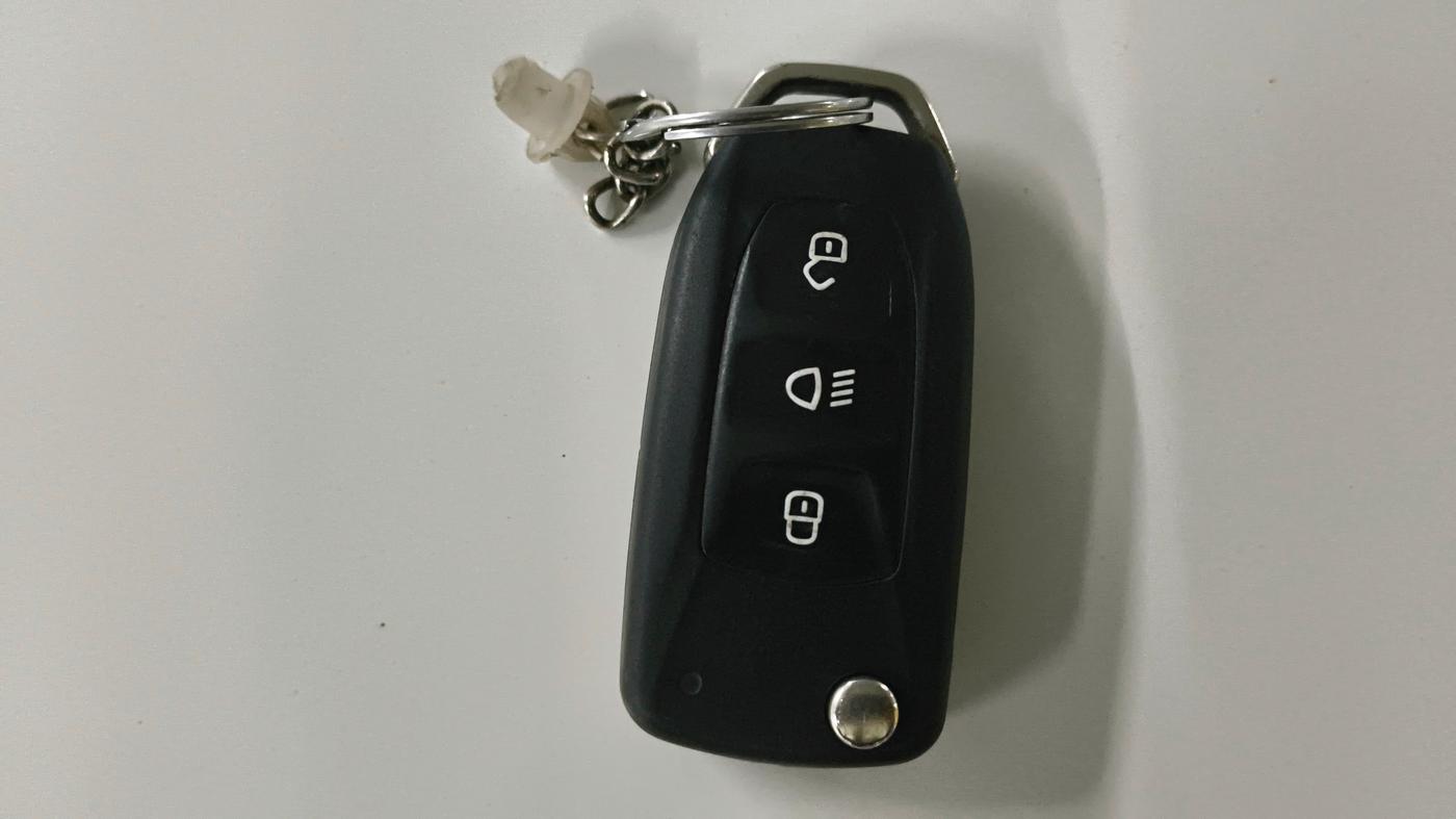 2021 Tata ALTROZ XM PLUS PETROL, Petrol, Manual, 32,740 km, Key Close Up
