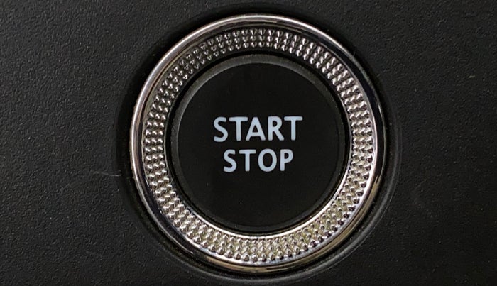 2020 Renault TRIBER RXZ AMT, Petrol, Automatic, 55,886 km, Keyless Start/ Stop Button