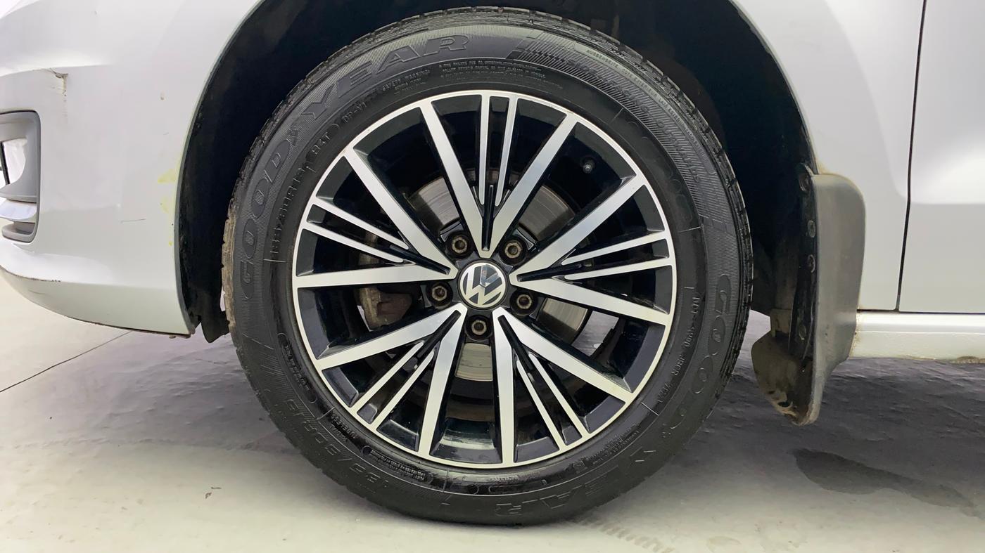 2018 Volkswagen Vento HIGHLINE 1.6 MPI, Petrol, Manual, 47,476 km, Left Front Wheel