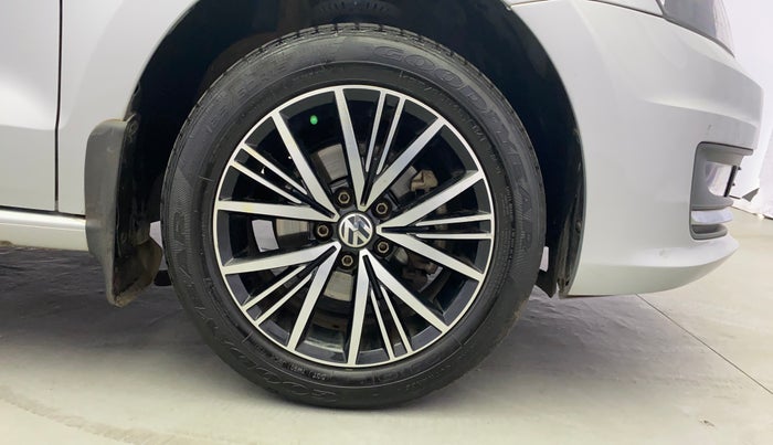 2018 Volkswagen Vento HIGHLINE 1.6 MPI, Petrol, Manual, 47,476 km, Right Front Wheel