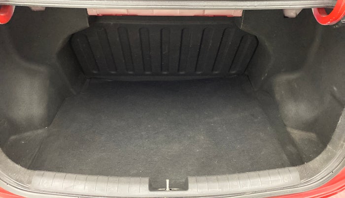 2014 Hyundai Xcent BASE 1.2, Petrol, Manual, 51,760 km, Boot Inside
