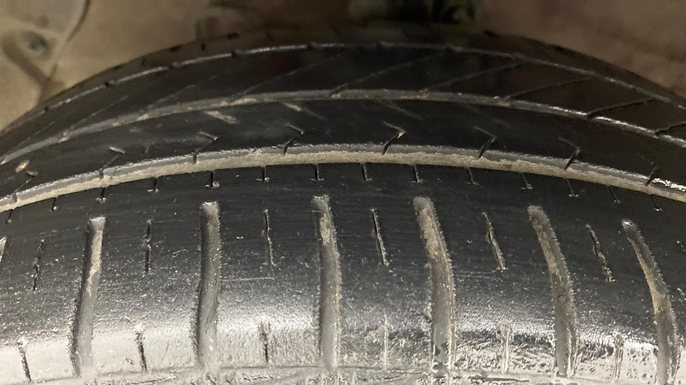 2014 Hyundai Xcent BASE 1.2, Petrol, Manual, 51,760 km, Left Front Tyre Tread