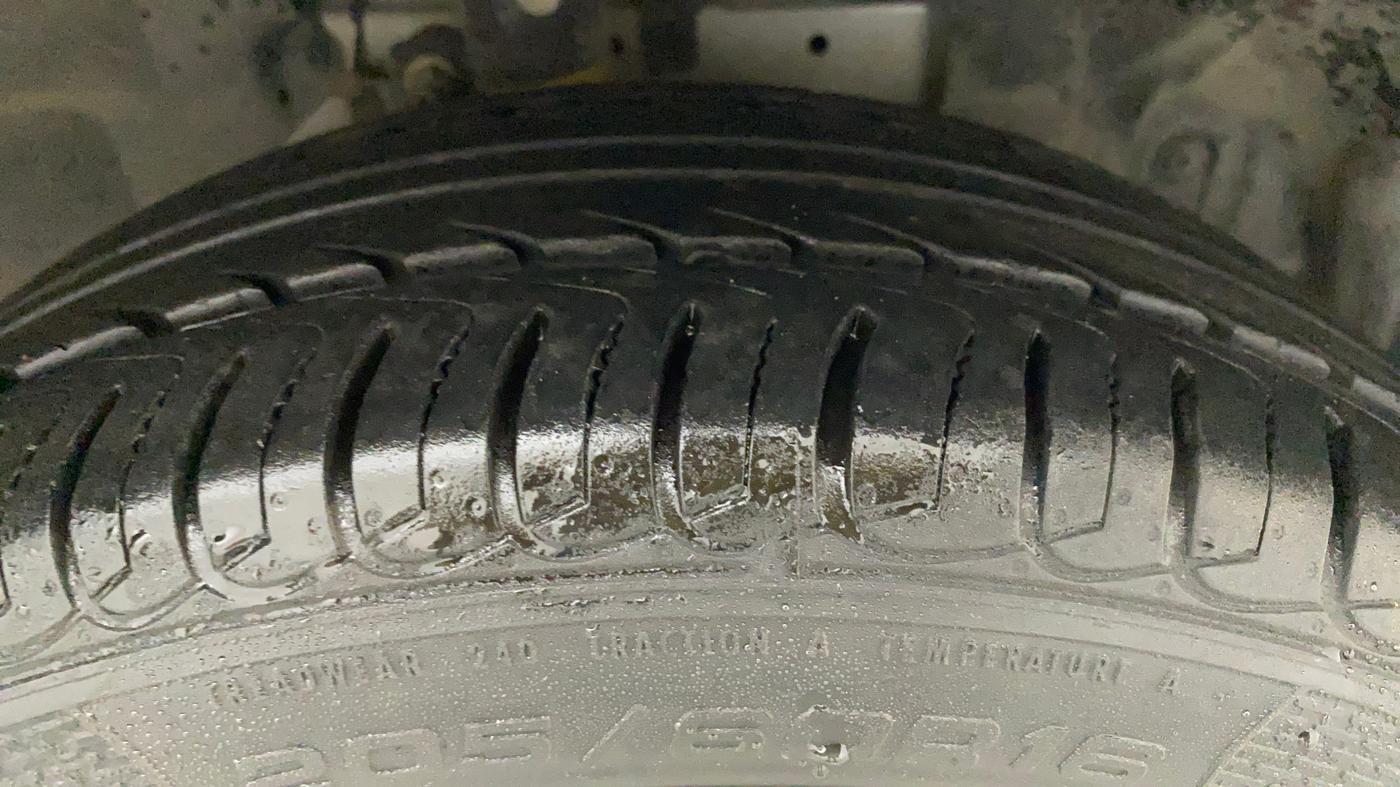 2021 Ford Ecosport TITANIUM 1.5L PETROL, Petrol, Manual, 16,290 km, Right Front Tyre Tread