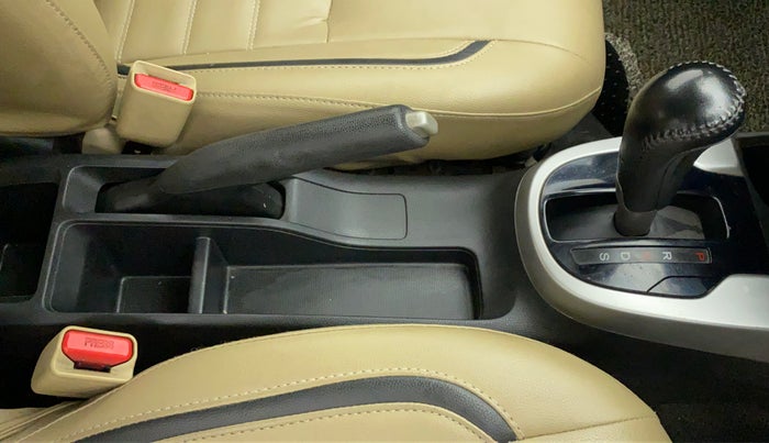 2016 Honda Jazz 1.2L I-VTEC V AT, Petrol, Automatic, 51,949 km, Gear Lever