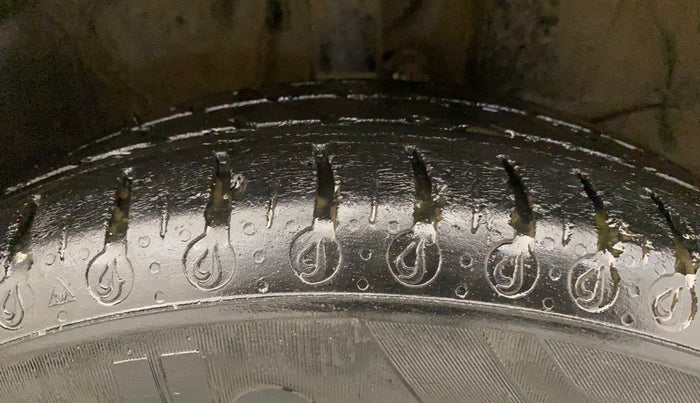 2018 Honda Amaze 1.2L I-VTEC S CVT, CNG, Automatic, 68,638 km, Right Front Tyre Tread