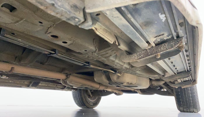 2016 Mahindra XUV500 W10 AT, Diesel, Automatic, 85,039 km, Right Side Underbody