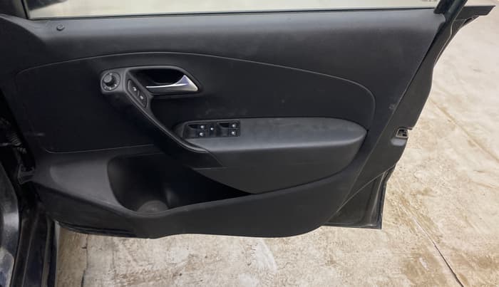 2017 Volkswagen Polo GT TSI AT, Petrol, Automatic, 57,634 km, Driver Side Door Panels Control