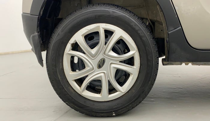 2017 Mahindra Kuv100 K4 PLUS 5 STR, Petrol, Manual, 18,884 km, Right Rear Wheel