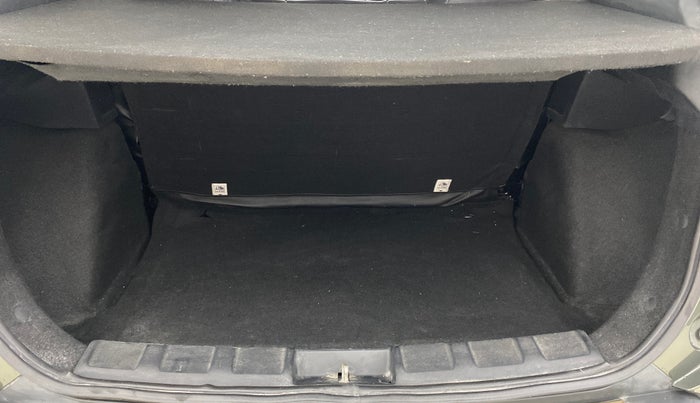 2020 Tata NEXON XM PETROL, Petrol, Manual, 30,947 km, Boot Inside