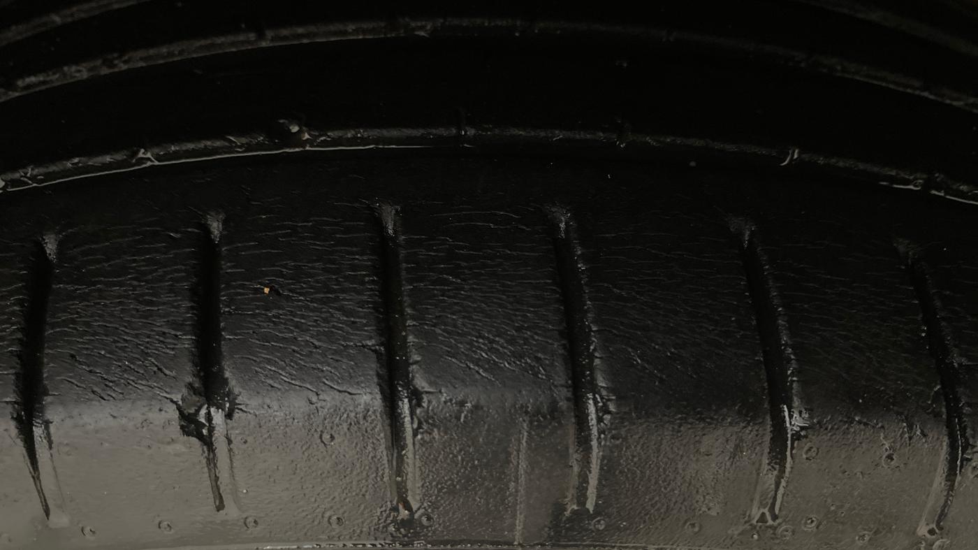 2017 Maruti Baleno ALPHA CVT PETROL 1.2, Petrol, Automatic, 63,780 km, Right Front Tyre Tread