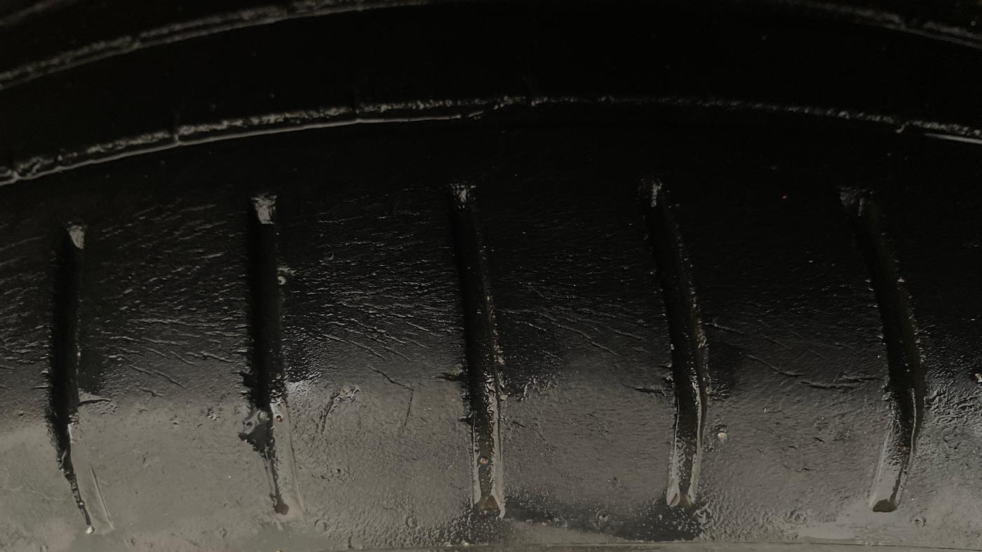2017 Maruti Baleno ALPHA CVT PETROL 1.2, Petrol, Automatic, 63,780 km, Left Front Tyre Tread