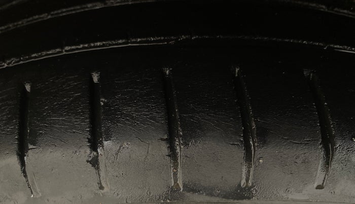 2017 Maruti Baleno ALPHA CVT PETROL 1.2, Petrol, Automatic, 63,780 km, Left Front Tyre Tread