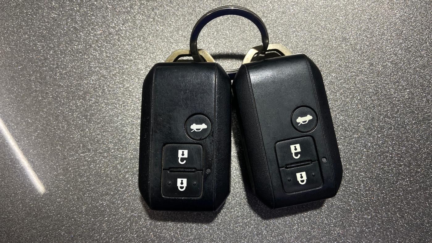 2023 Maruti Dzire ZXI Plus, Petrol, Manual, 18,987 km, Key Close Up