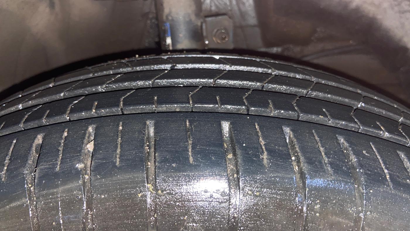 2023 Maruti Dzire ZXI Plus, Petrol, Manual, 18,987 km, Right Front Tyre Tread