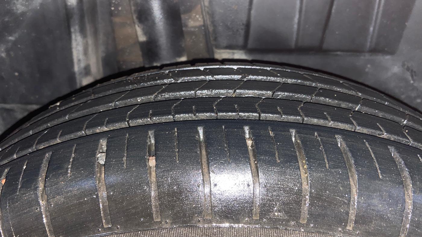 2023 Maruti Dzire ZXI Plus, Petrol, Manual, 18,987 km, Right Rear Tyre Tread