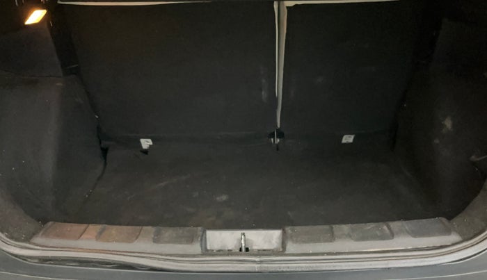 2022 Tata NEXON XZ PLUS (PREMIUM) PETROL, Petrol, Manual, 74,710 km, Boot Inside