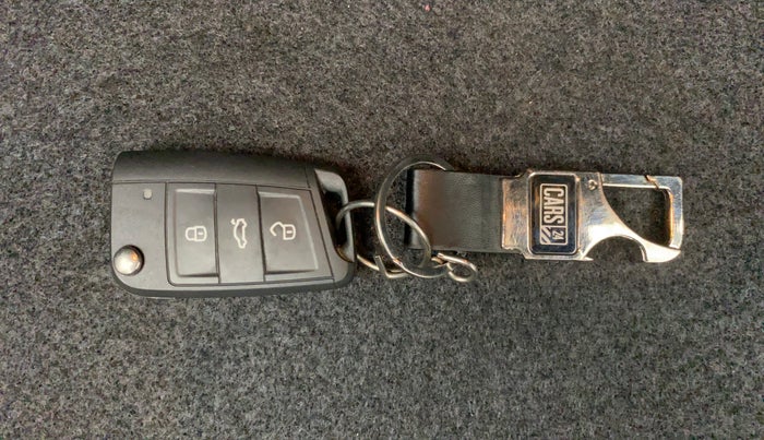 2022 Skoda SLAVIA AMBITION 1.0L TSI AT, Petrol, Automatic, 7,793 km, Key Close Up