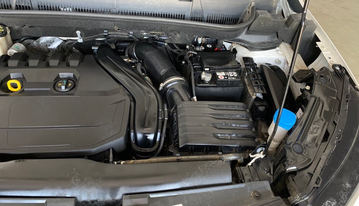 2024 Skoda KUSHAQ STYLE 1.5L TSI MT, Petrol, Manual, 17,357 km, Engine View - Left